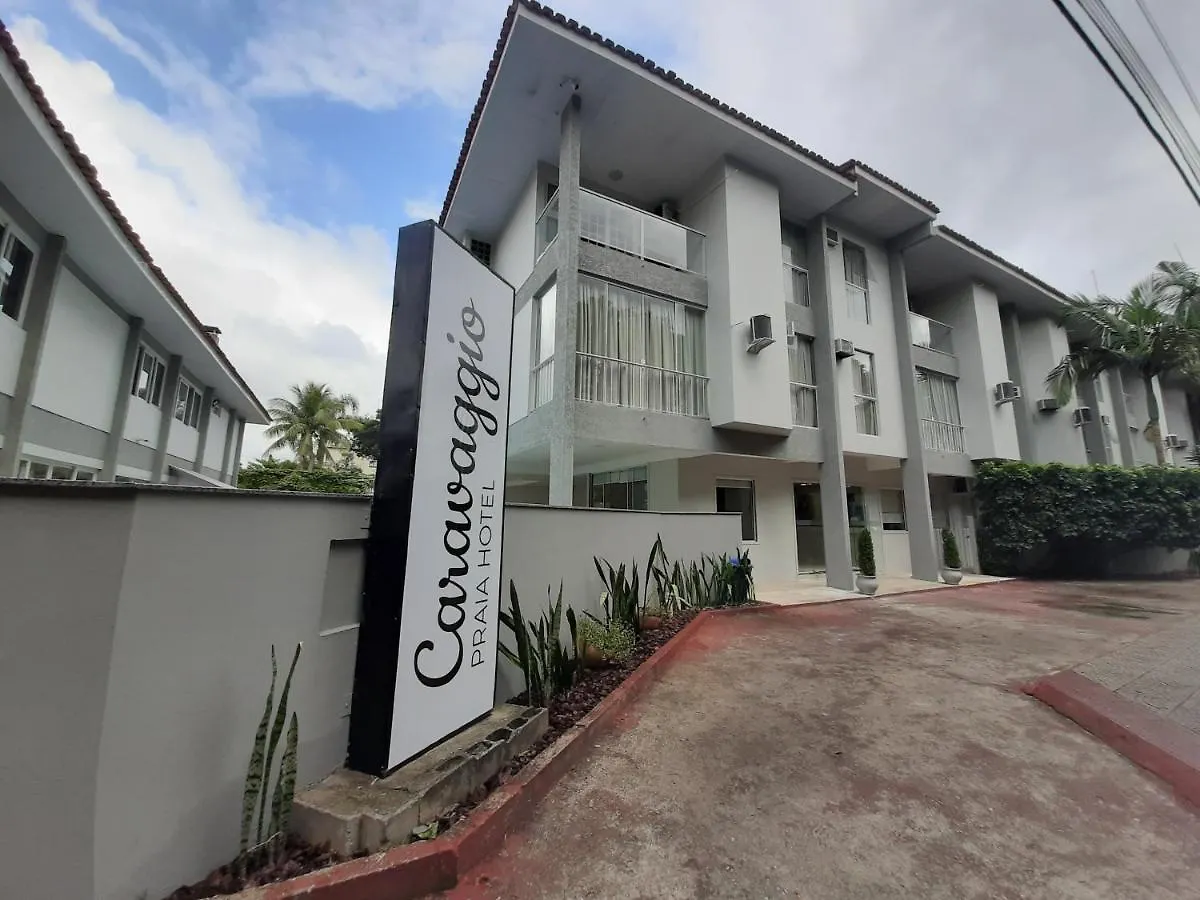 Caravaggio Praia Hotel location